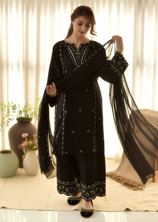 Bareen embroidered 3-piece suit by Tehzeeb Libas