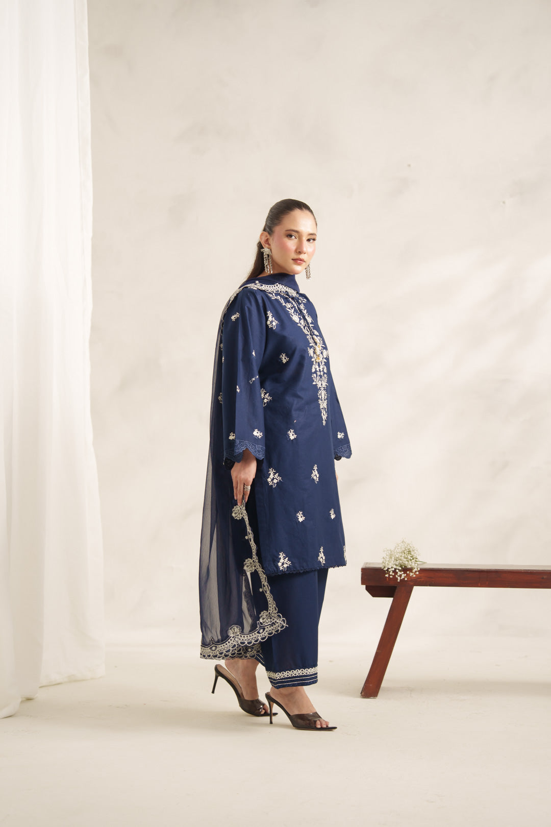 Janan Embroidered 3PC