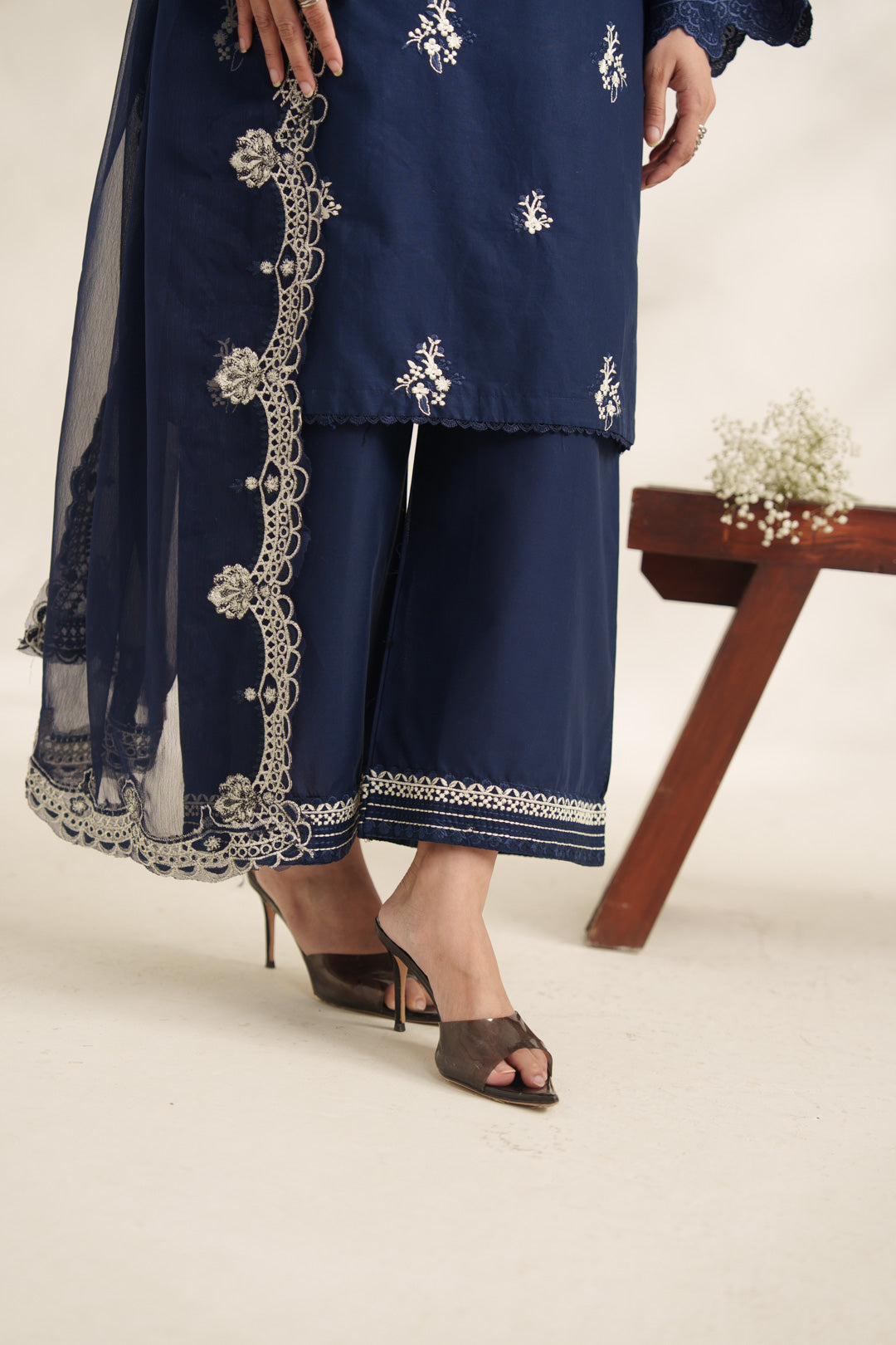 Janan Embroidered 3PC