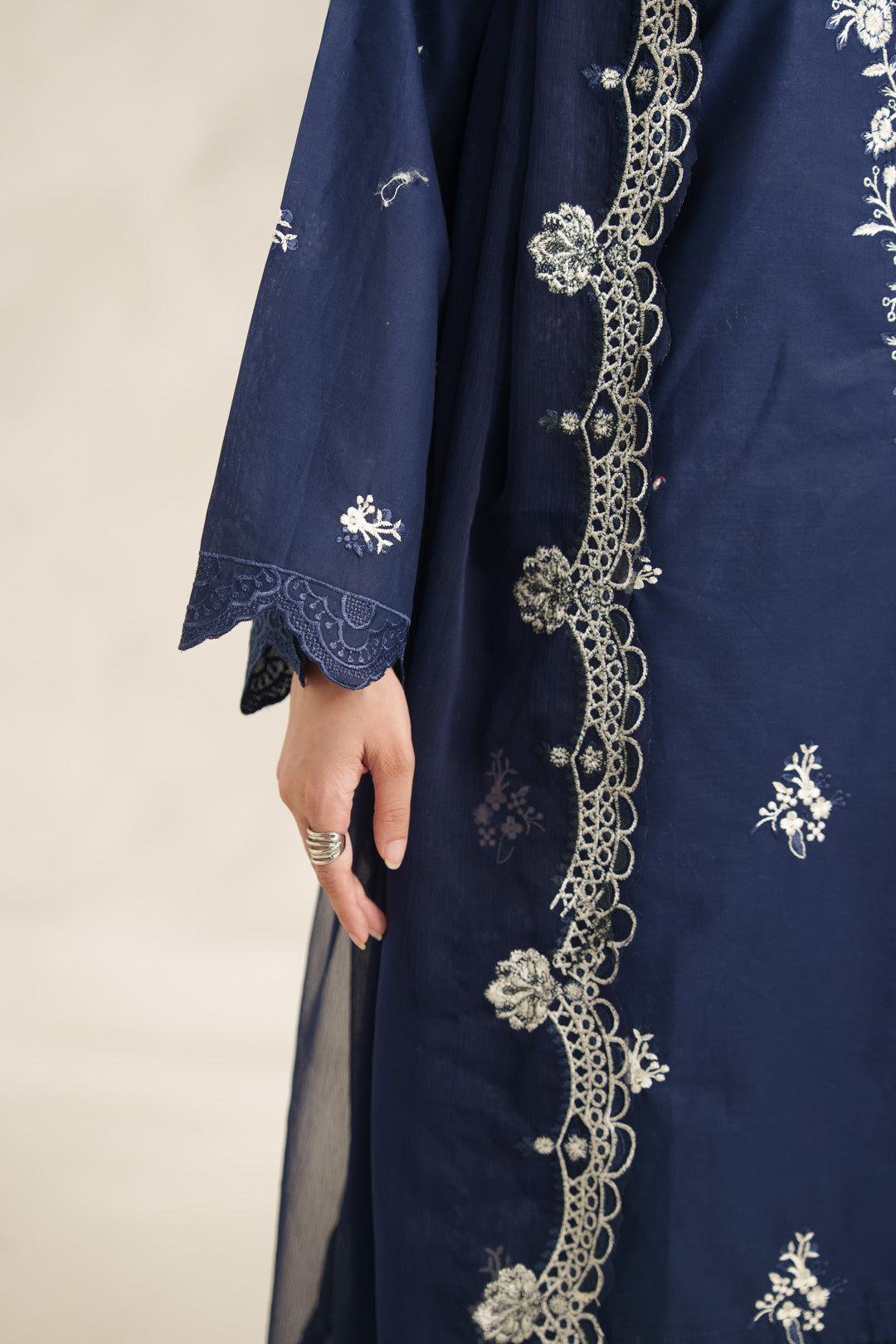 Janan Embroidered 3PC
