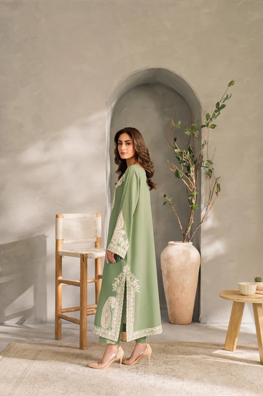 Pistachio 3 Piece embroidery