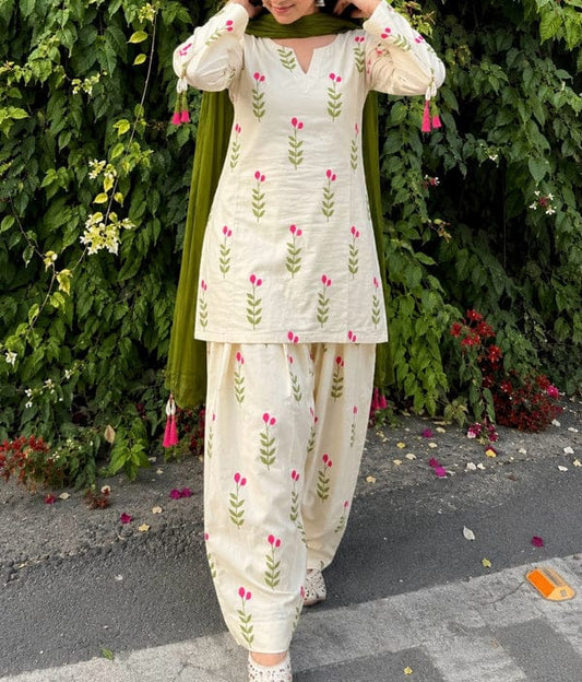 Zaria-Premium Lawn 3 piece